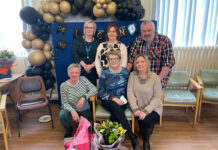 Angela Fairley, who has worked with older adults in Forth Valley for over 32 years, recently retired from her role as a Health Care Support Worker only to return a few weeks later to start a new chapter in her career with our local Macmillan nursing team.