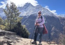 Ophthalmologist Completes Everest Base Camp Trek